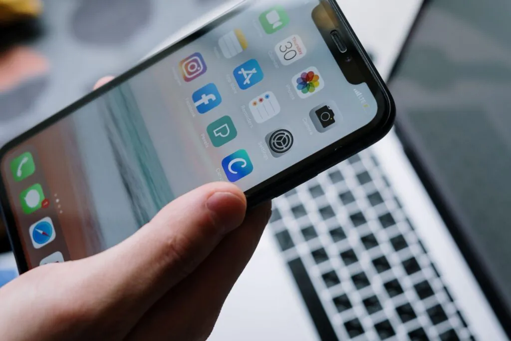 iPhone